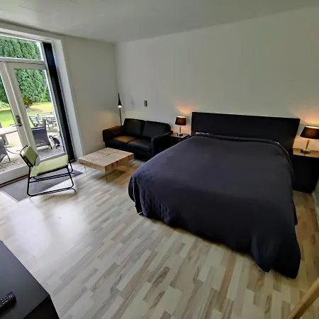 Provstegarden Bed & Breakfast Hovedgard