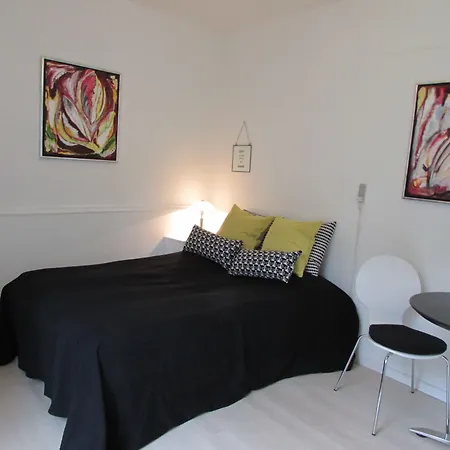 Provstegarden Bed & Breakfast 4*