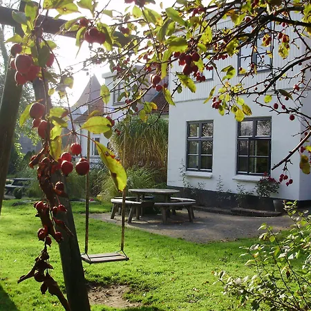 Provstegarden 4*