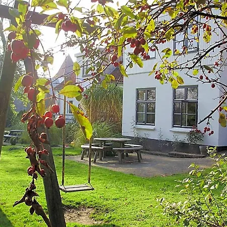 Provstegarden 4*