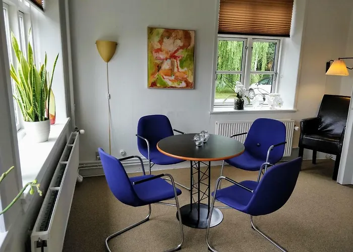 Bed and Breakfast Provstegarden 4*